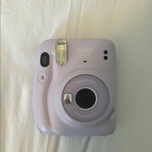 Fujifilm Instax Mini 11 Lavender Camera